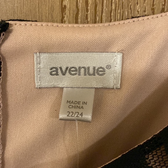 Avenue Sheer Black Overlay Dress w/ Belt - Picture 4 of 7